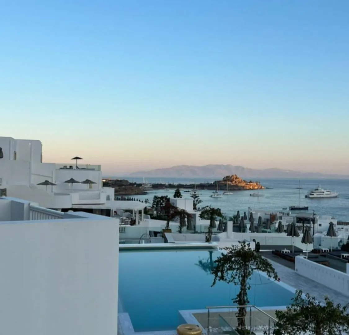 The George Hotel Mykonos Platys Gialos  4*, Platys Gialos (Mykonos)