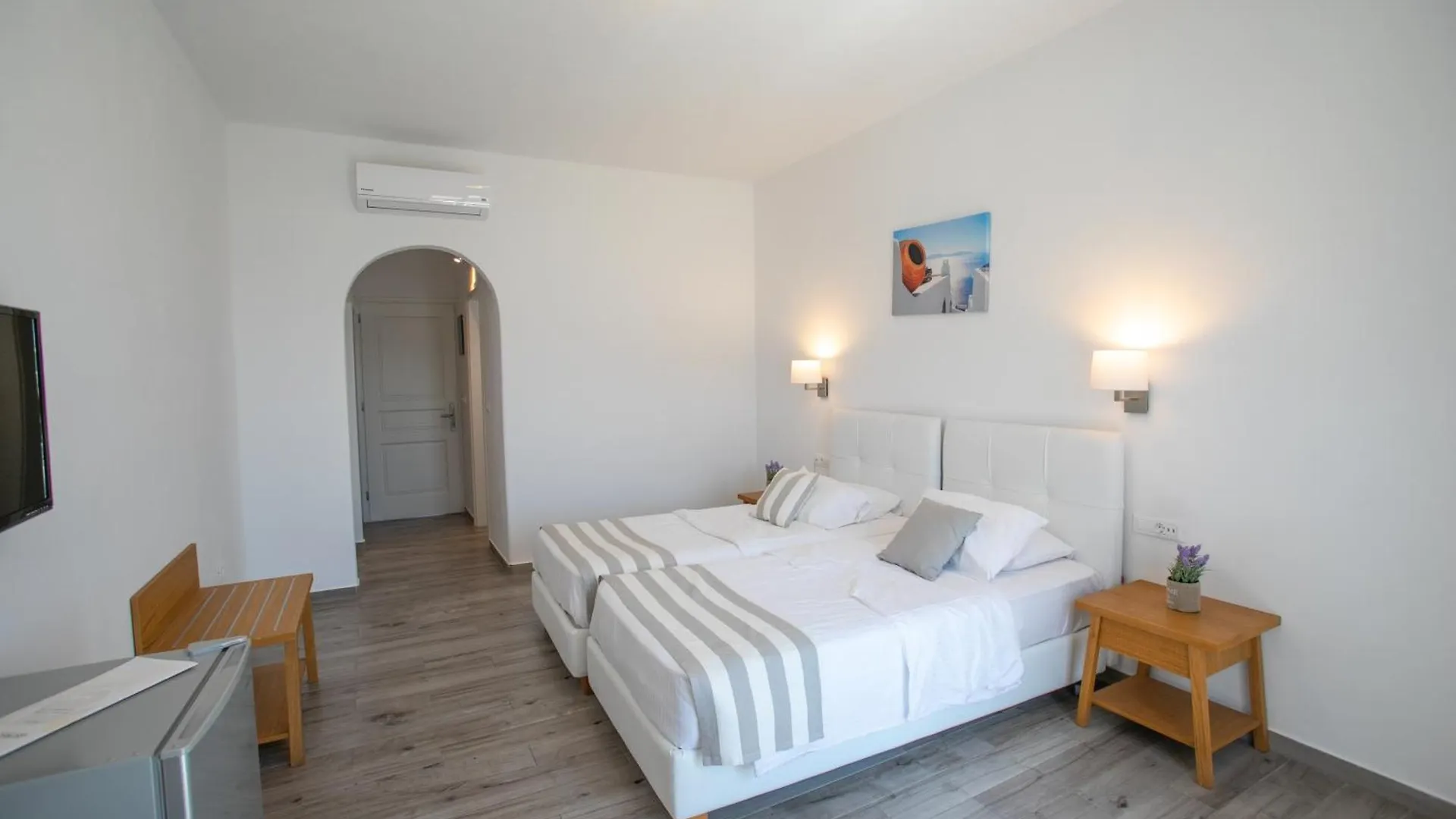 The George Hotel Mykonos Platys Gialos  Platys Gialos (Mykonos)