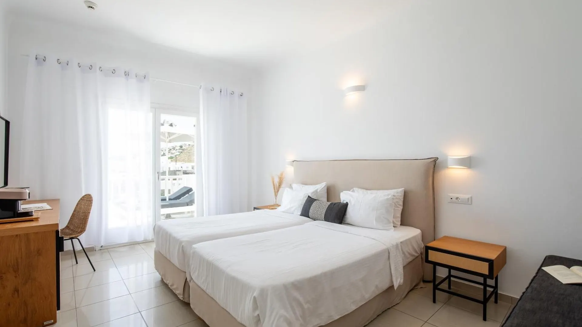 The George Hotel Mykonos Platys Gialos  4*, Platys Gialos (Mykonos)