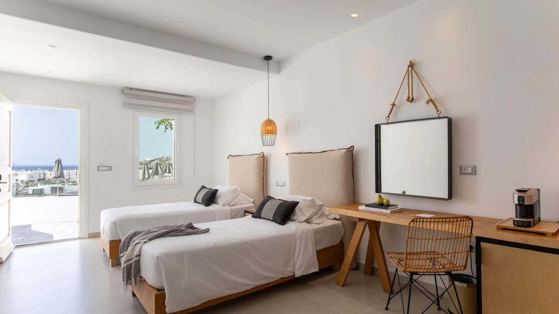The George Hotel Mykonos Platys Gialos  Platys Gialos (Mykonos)