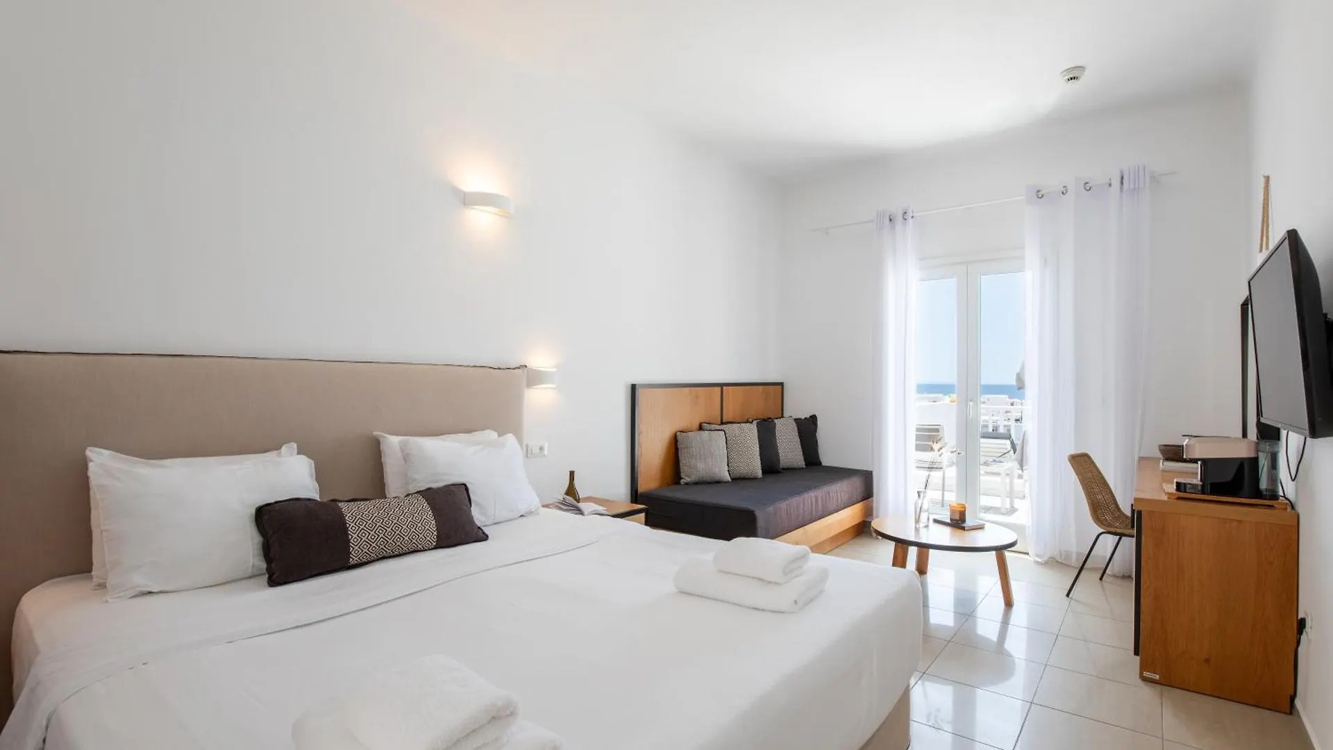 The George Hotel Mykonos Platys Gialos