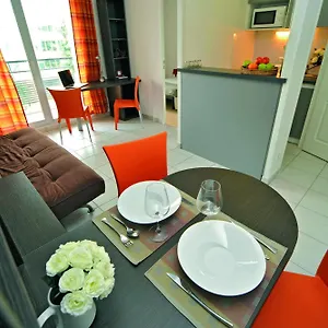 ** Appart hôtel Appart'city Vaise Saint Cyr - France