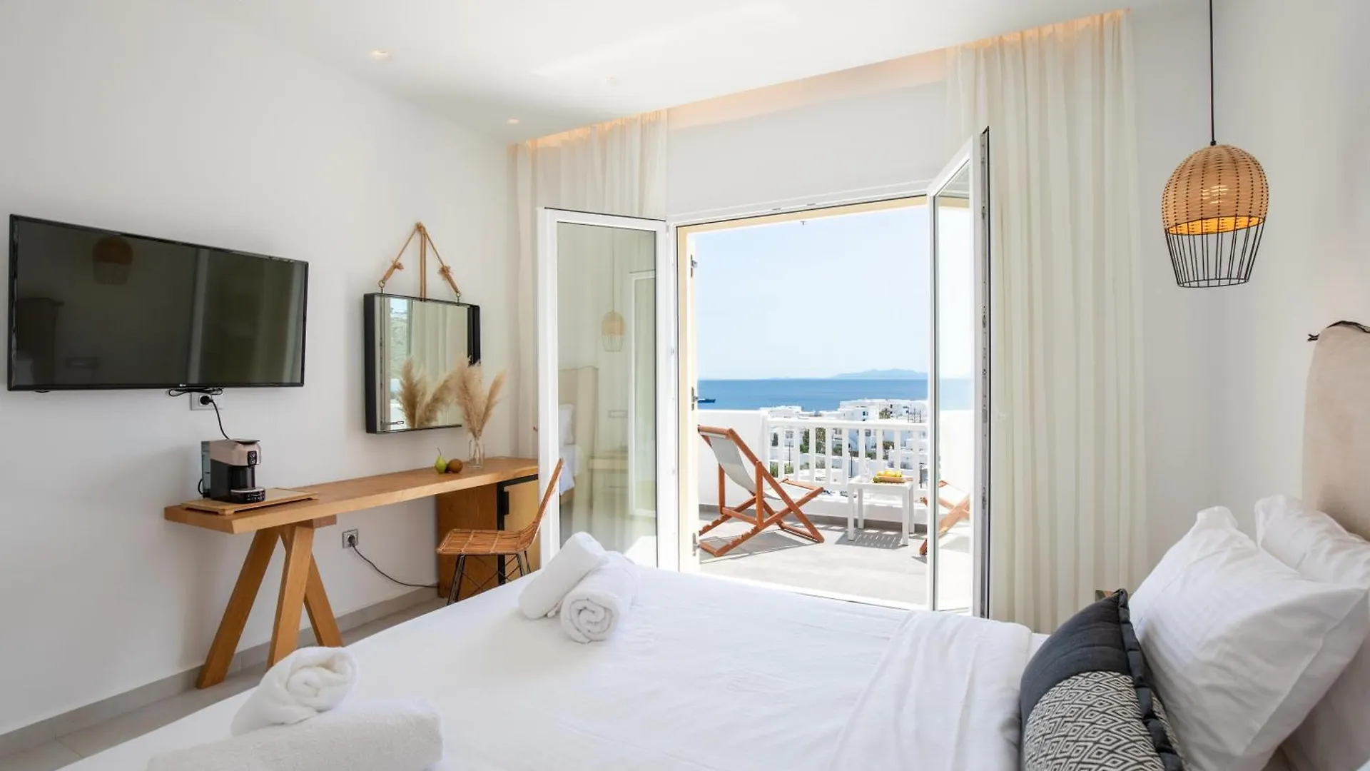 The George Hotel Mykonos Platys Gialos