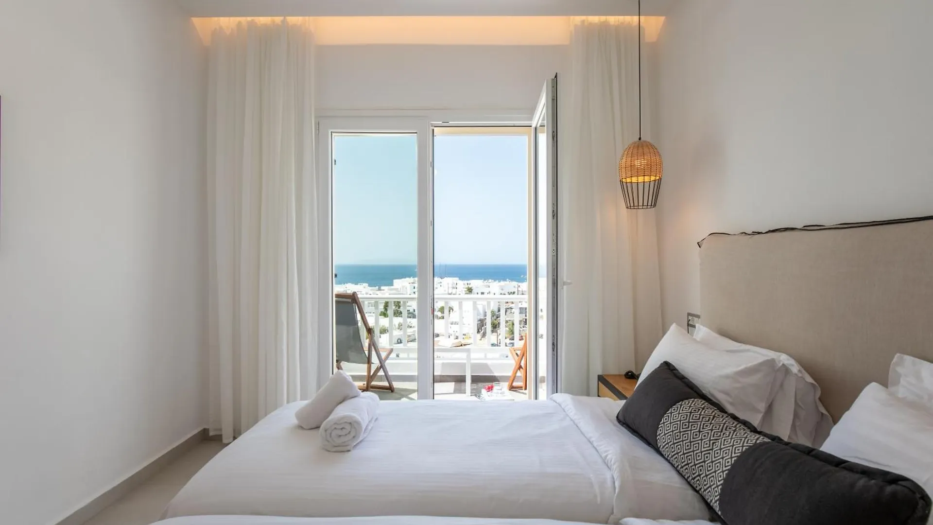 The George Hotel Mykonos Platys Gialos  Platys Gialos (Mykonos)